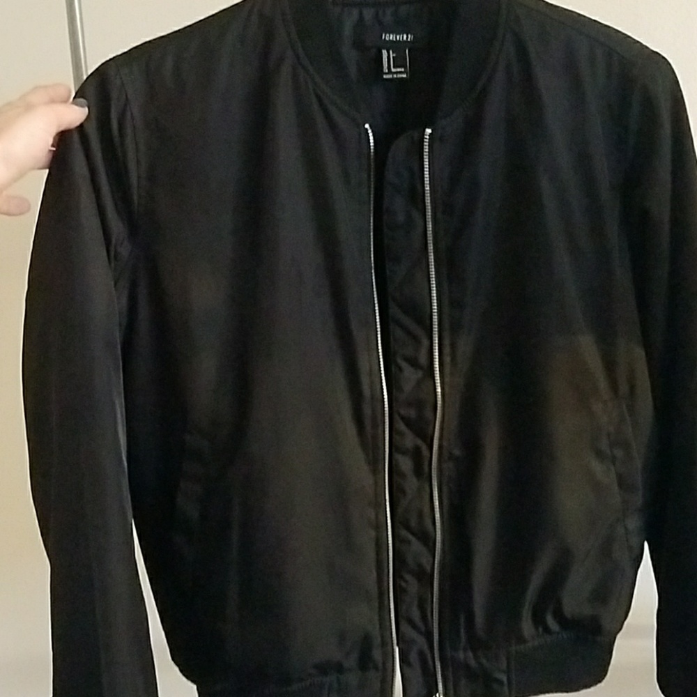 Bomber jacket - Picture 2 of 3